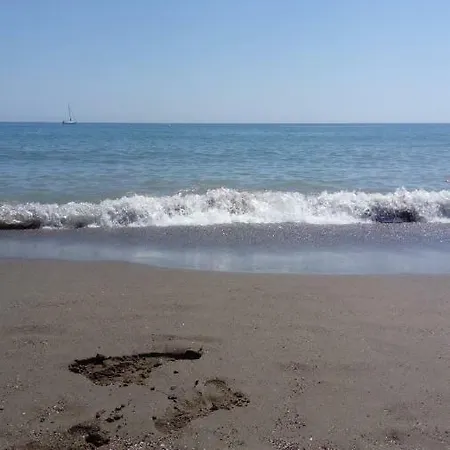 Apartamento ático Carihuela-parking Gratis-wifi Torremolinos