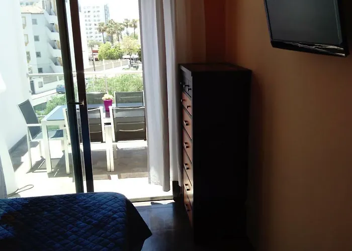 Atico Carihuela-parking Gratis-wifi Torremolinos